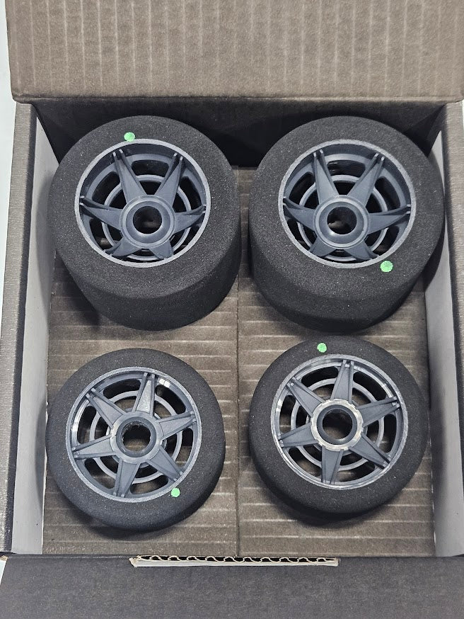 Hotrace LENS 1/8 on-road tires - Limited Quantity